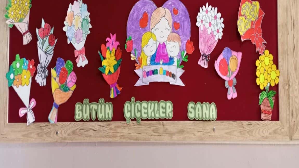 ANNELER GÜNÜ